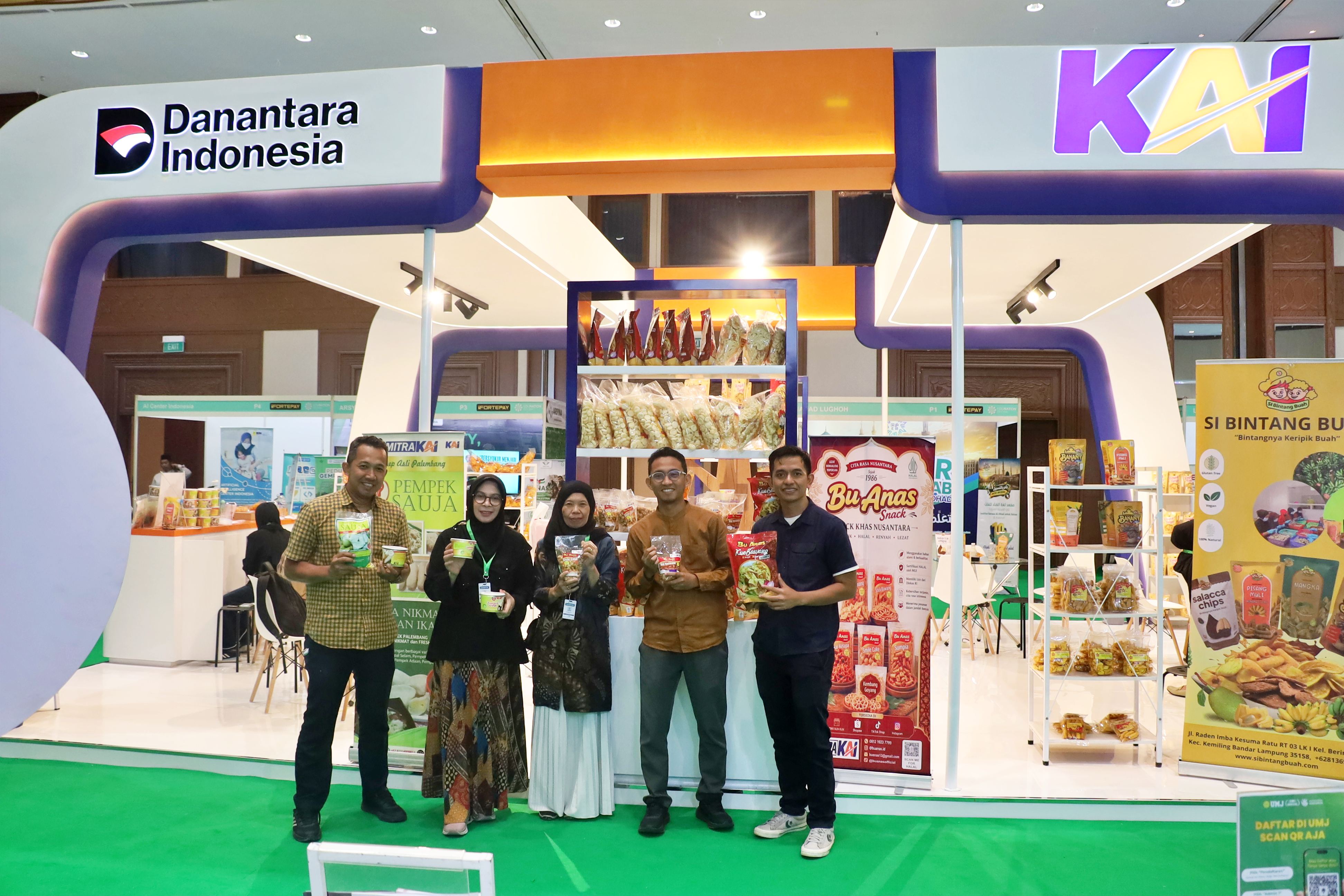 KAI Divre IV Tanjungkarang Dukung UMKM Mitra Binaan Tampil di Pekan Halal Indonesia 2026